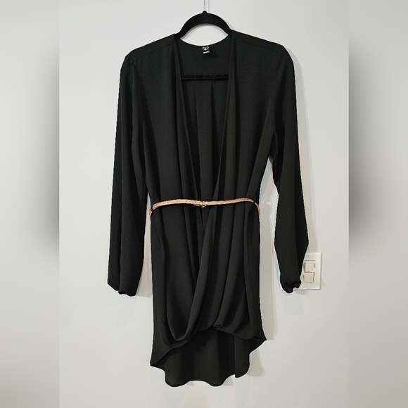Windsor Black Long Sleeve Wrap Blouse - Picture 2 of 6